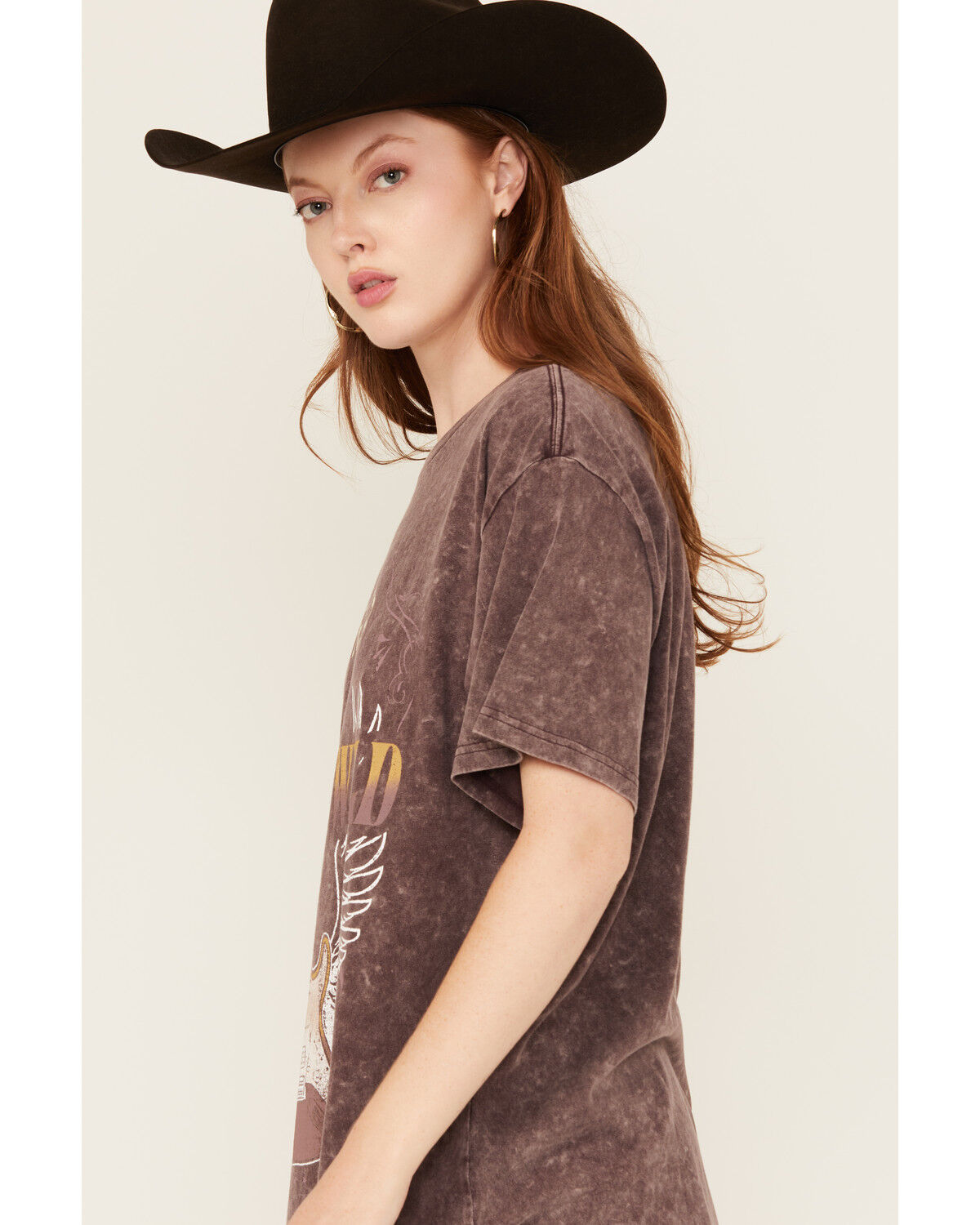 318037-wrangler-women-s-stay-wild-short-sleeve-graphic-tee-1.jpg