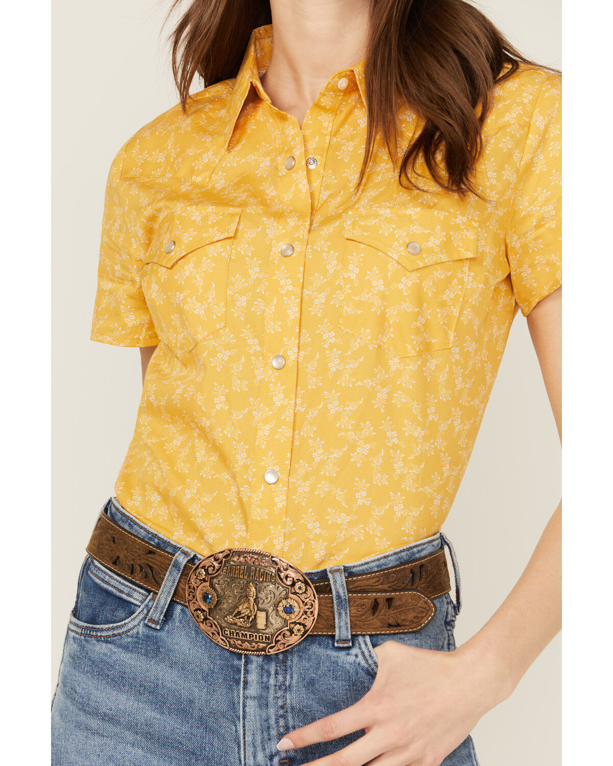 318826-wrangler-retro-women-s-floral-print-short-sleeve-pearl-snap-western-shirt-1.jpg