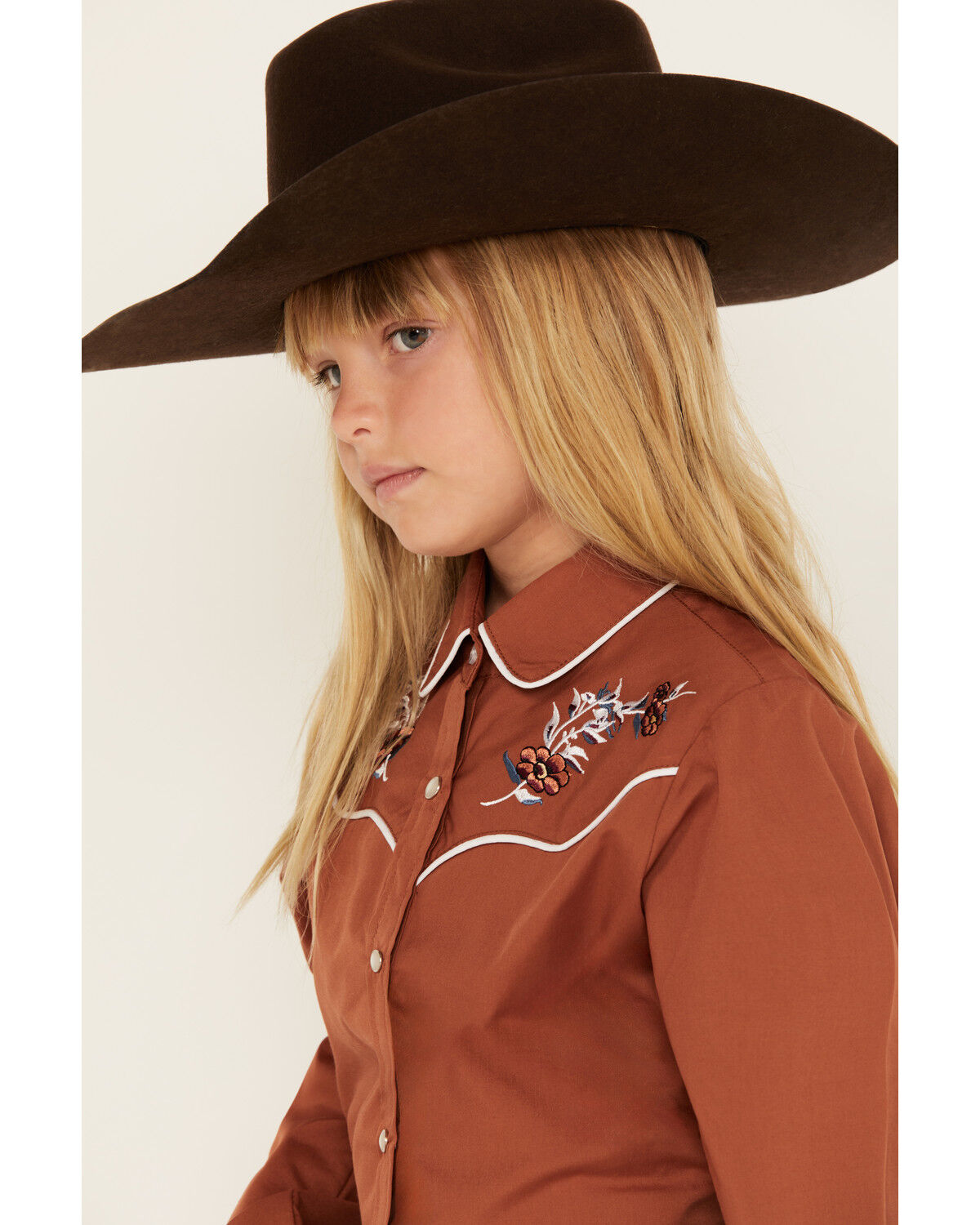 320020-ely-walker-girls-floral-embroidered-long-sleeve-pearl-snap-western-shirt-1.jpg