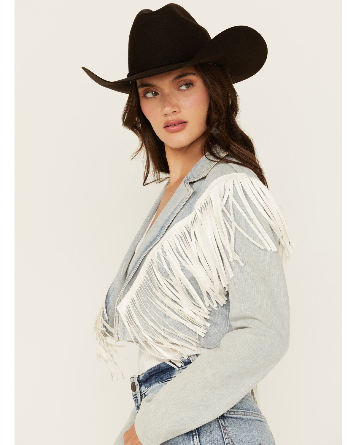 363681-azalea-wang-women-s-halina-fringe-light-wash-cropped-denim-jacket-1.jpg