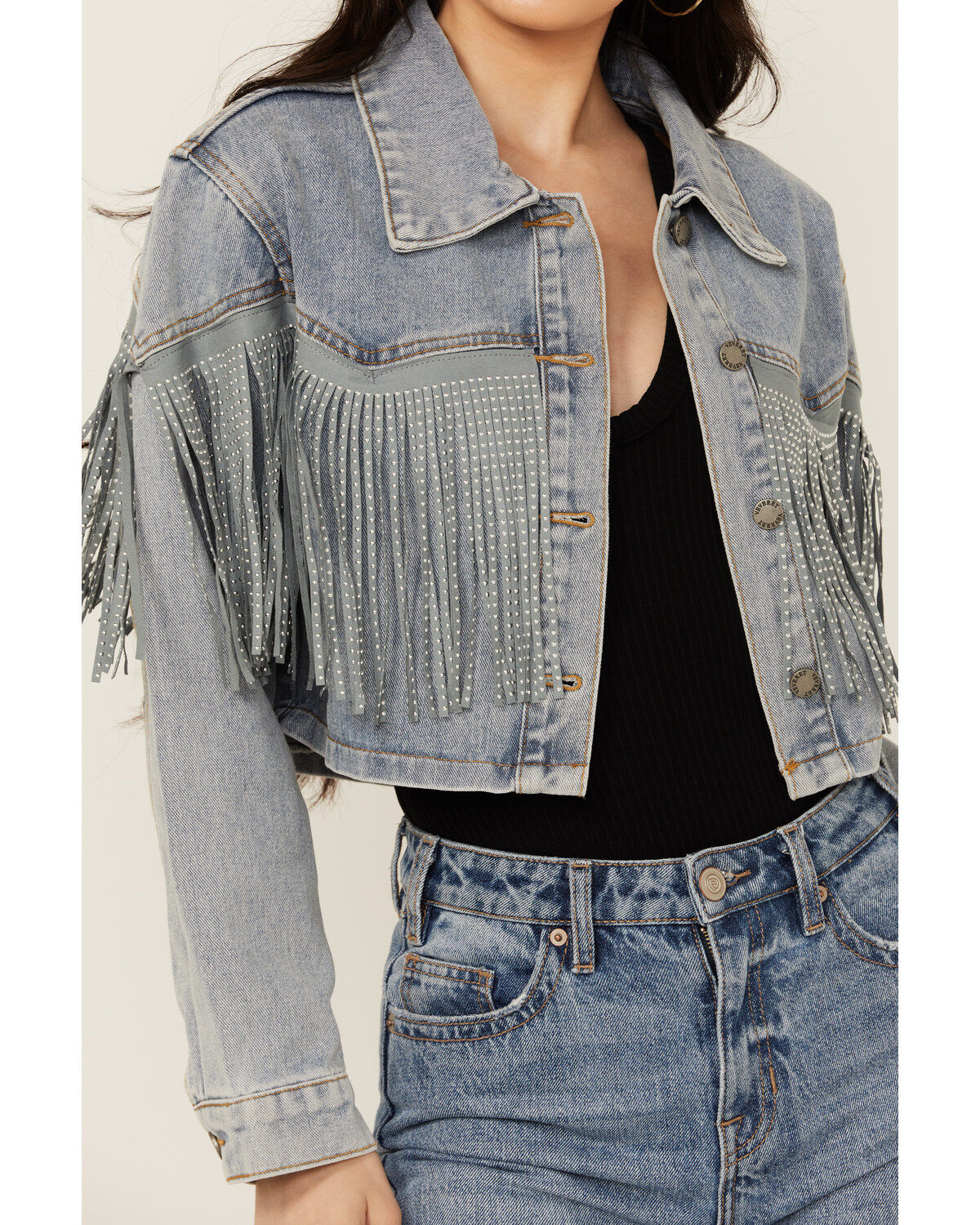 364265-veveret-women-s-light-wash-studded-fringe-cropped-denim-jacket-1.jpg