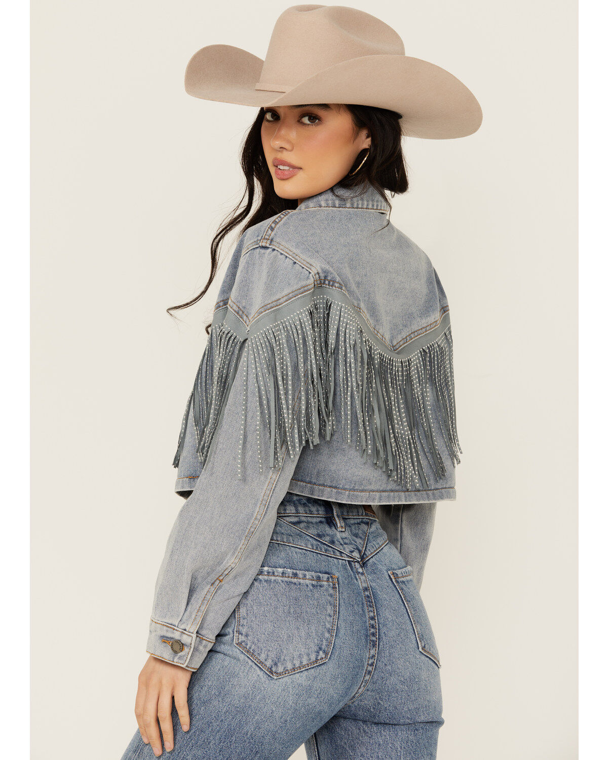 364265-veveret-women-s-light-wash-studded-fringe-cropped-denim-jacket-1.jpg
