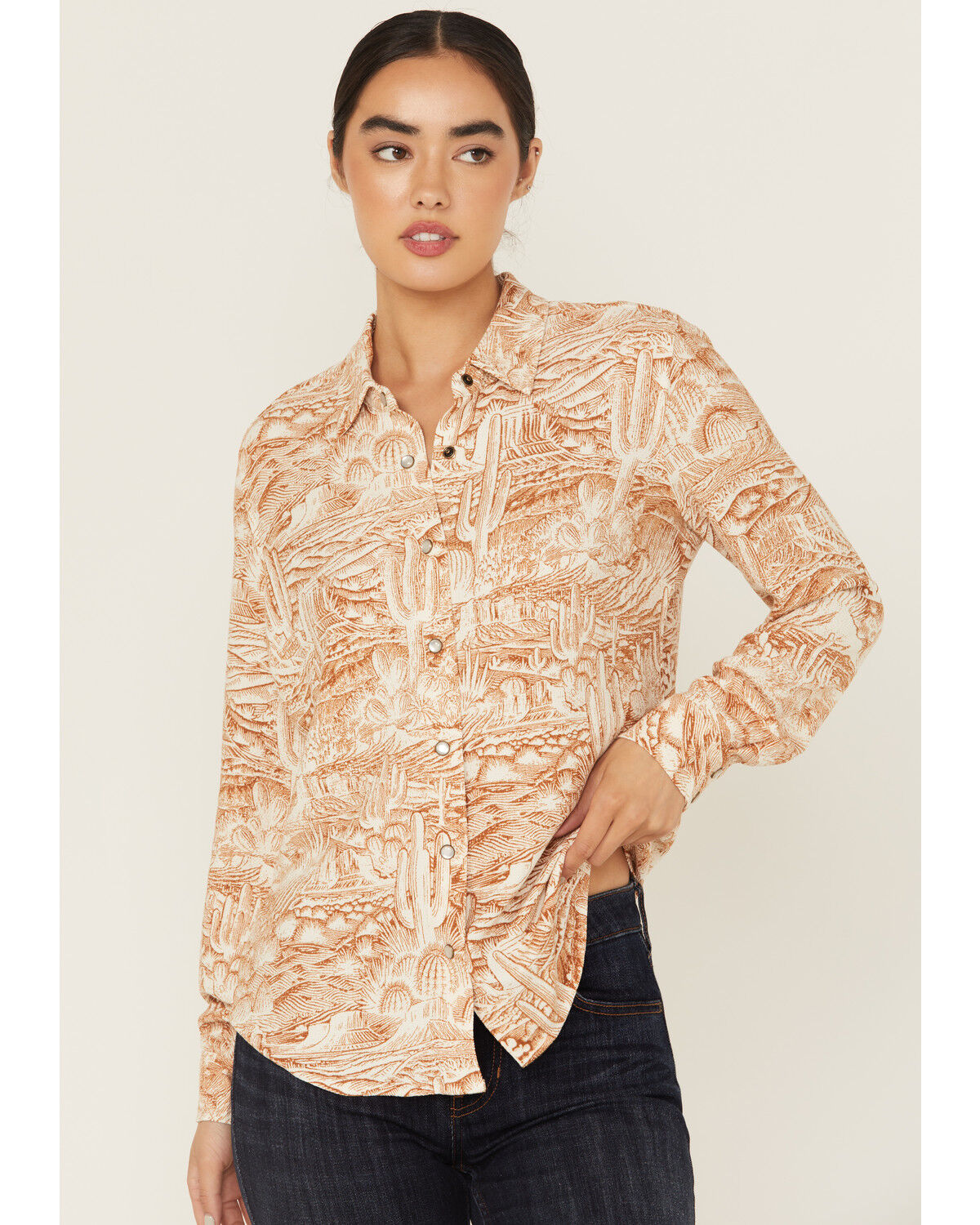 Idyllwind Women's Rockwall Conversation Print Feather Light Long Sleeve Pearl Snap Western Shirt 1 381933-idyllwind-women-s-rockwall-conversation-print-feather-light-long-sleeve-pearl-snap-western-shirt-1.jpg