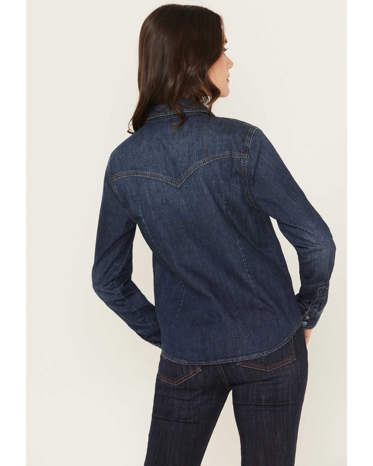 385784-idyllwind-women-s-abbott-dark-wash-chambray-long-sleeve-snap-western-shirt-1.jpg