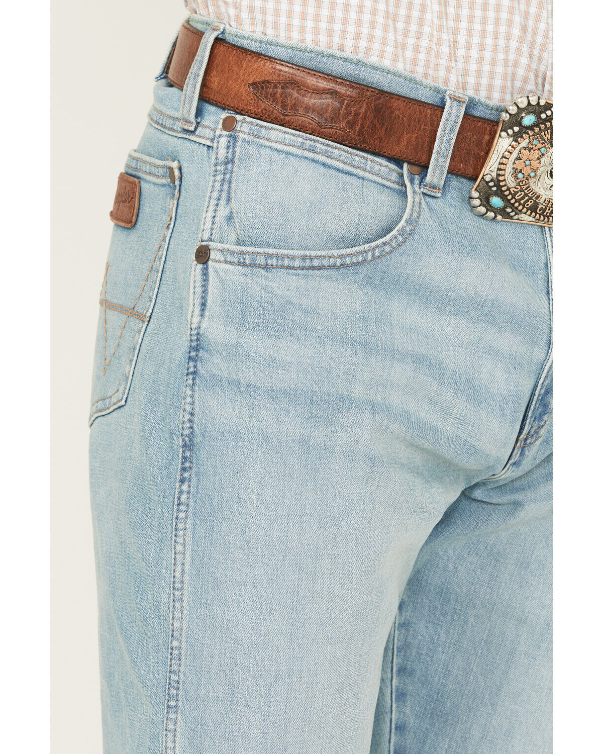 Wrangler Retro Men's 88MWZ Mendenhall Light Wash Slim Straight Stretch Denim Jeans