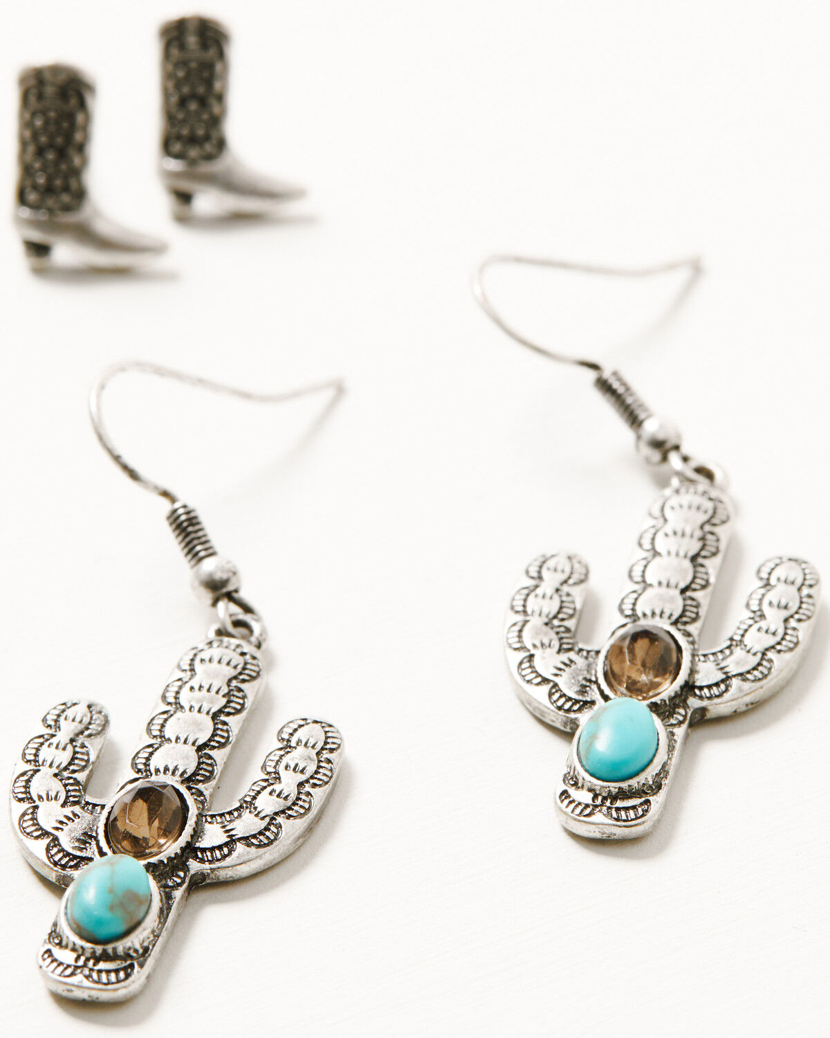 406954-shyanne-women-s-rodeo-sunset-feather-earring-set-5-piece-1.jpg