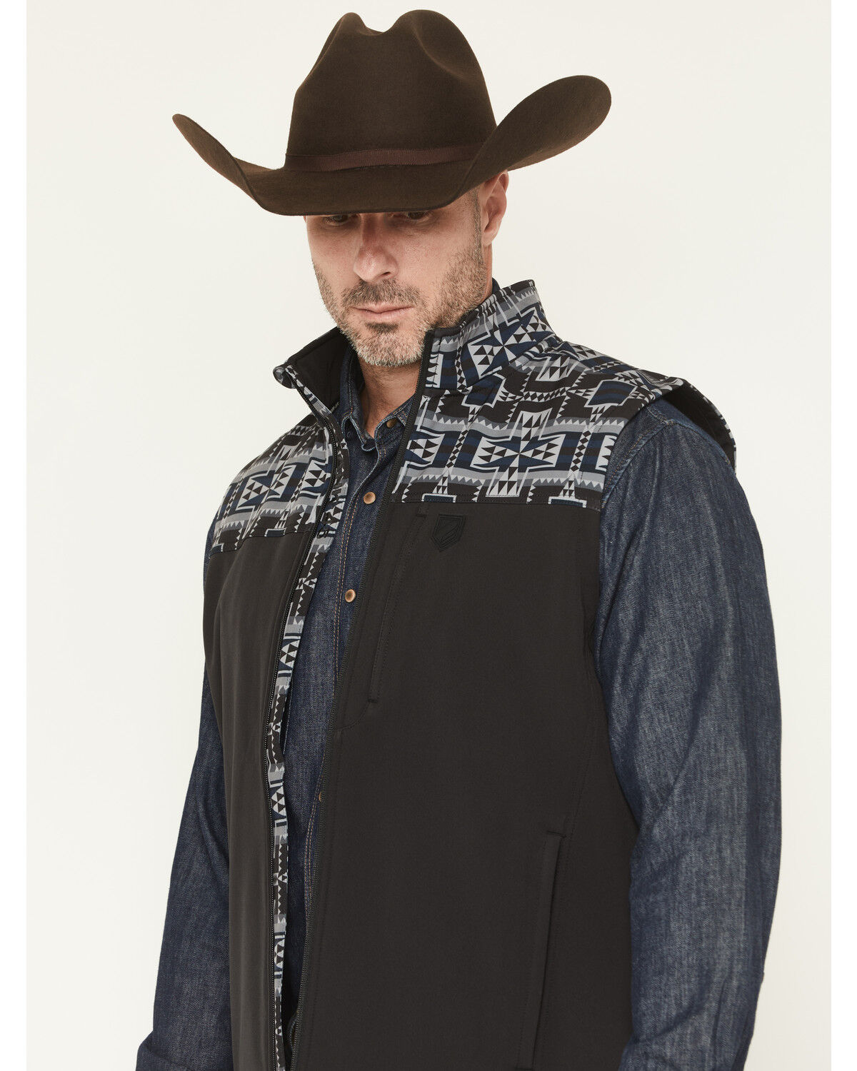 RANK 45&reg; Men's Cheneka Colorblock Southwestern Softshell Vest - Tall
