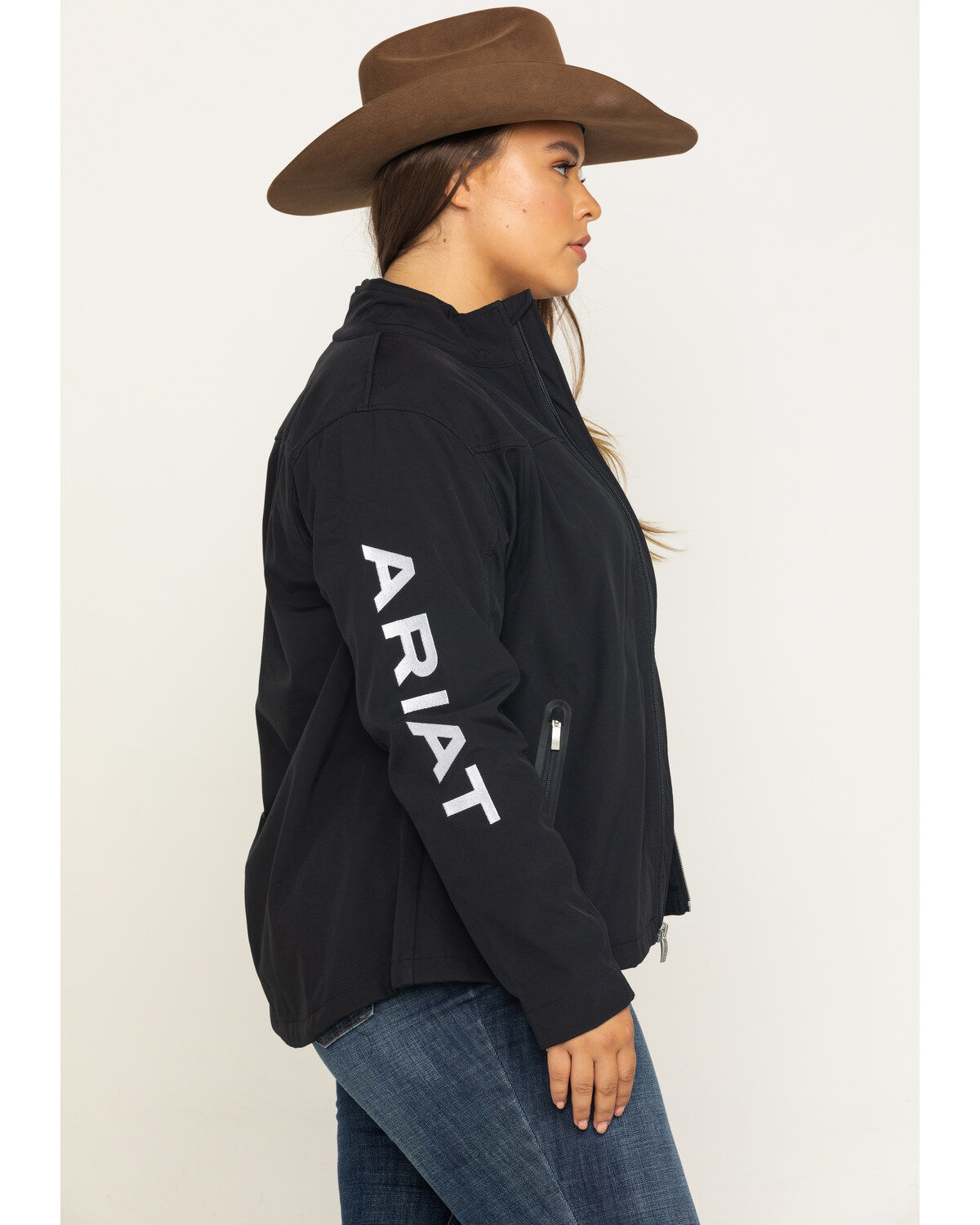 44672-ariat-women-s-softshell-team-jacket-plus-1.jpg