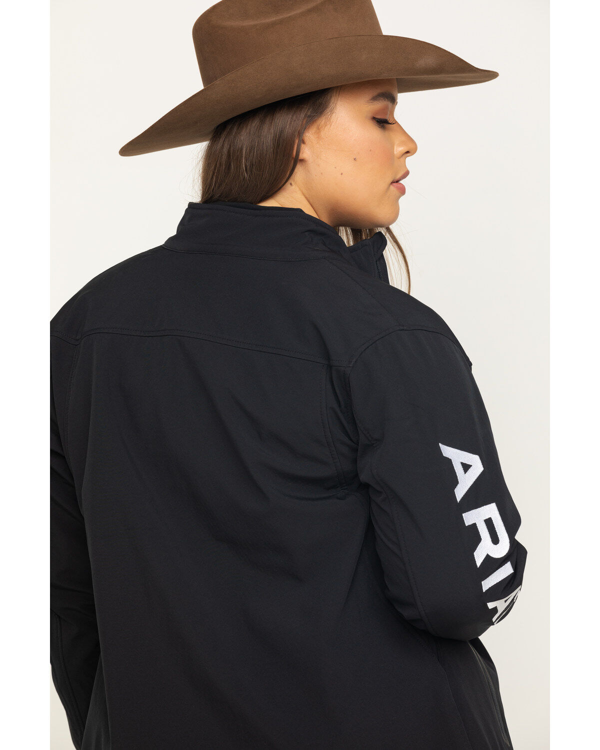 44672-ariat-women-s-softshell-team-jacket-plus-1.jpg