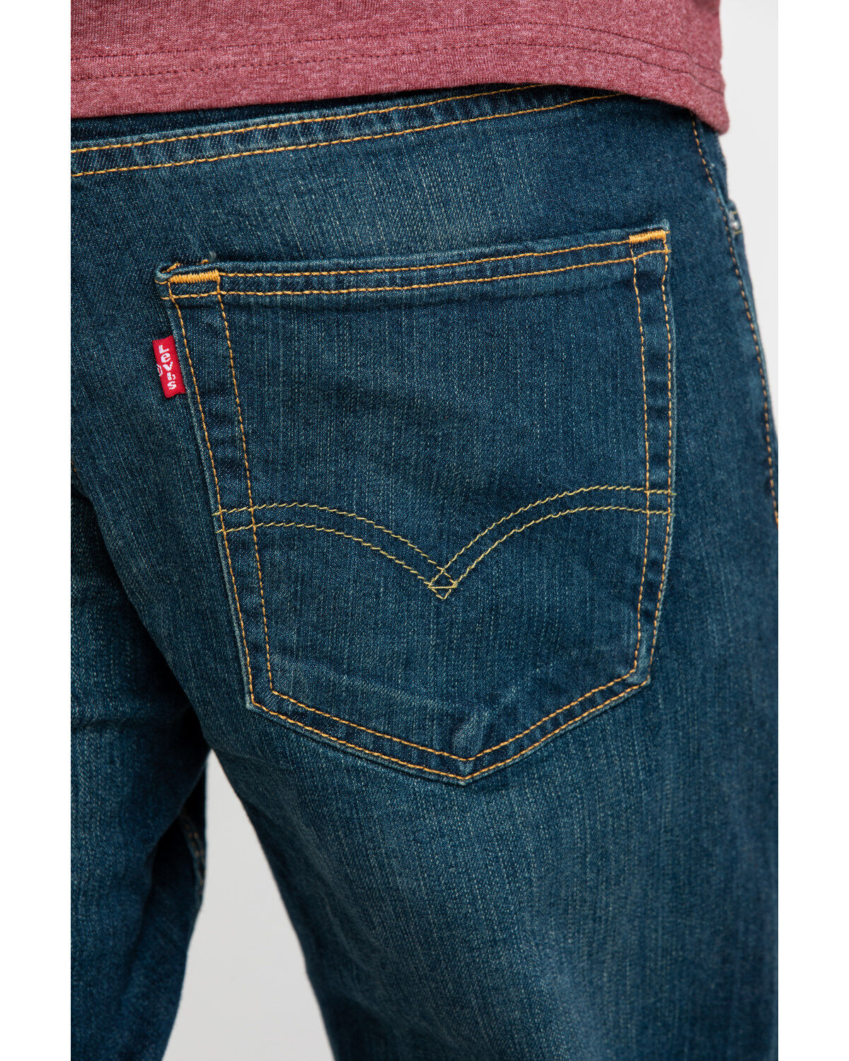 70593-levi-s-men-s-cash-relaxed-straight-leg-jeans-1.jpg