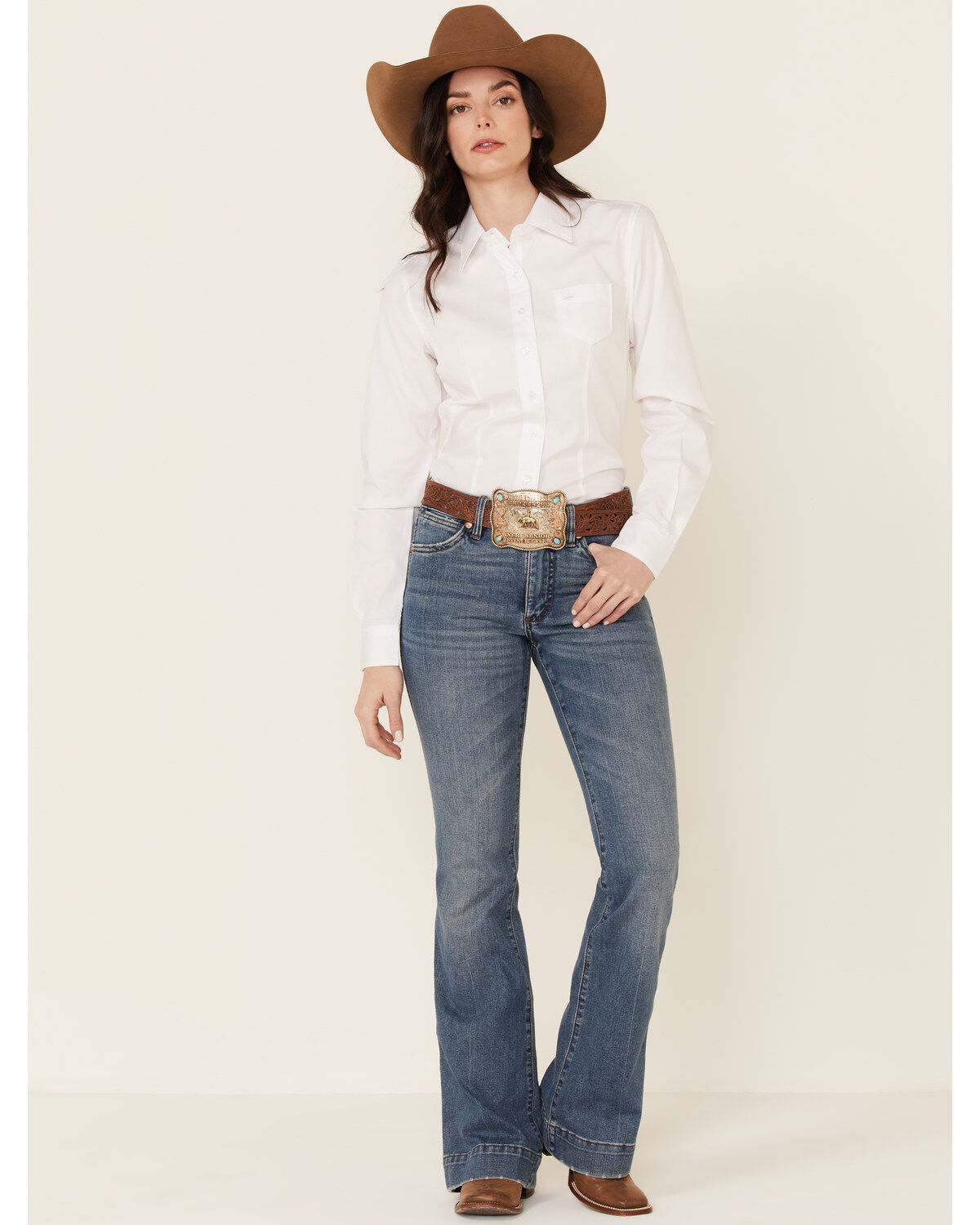 90546-cinch-women-s-solid-long-sleeve-button-down-western-shirt-1.jpg