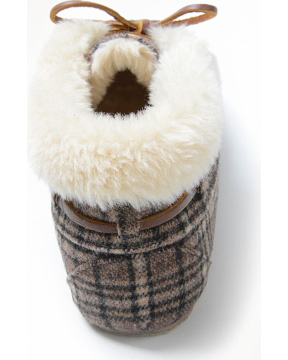 97573-minnetonka-women-s-chrissy-plaid-slipper-1.jpg